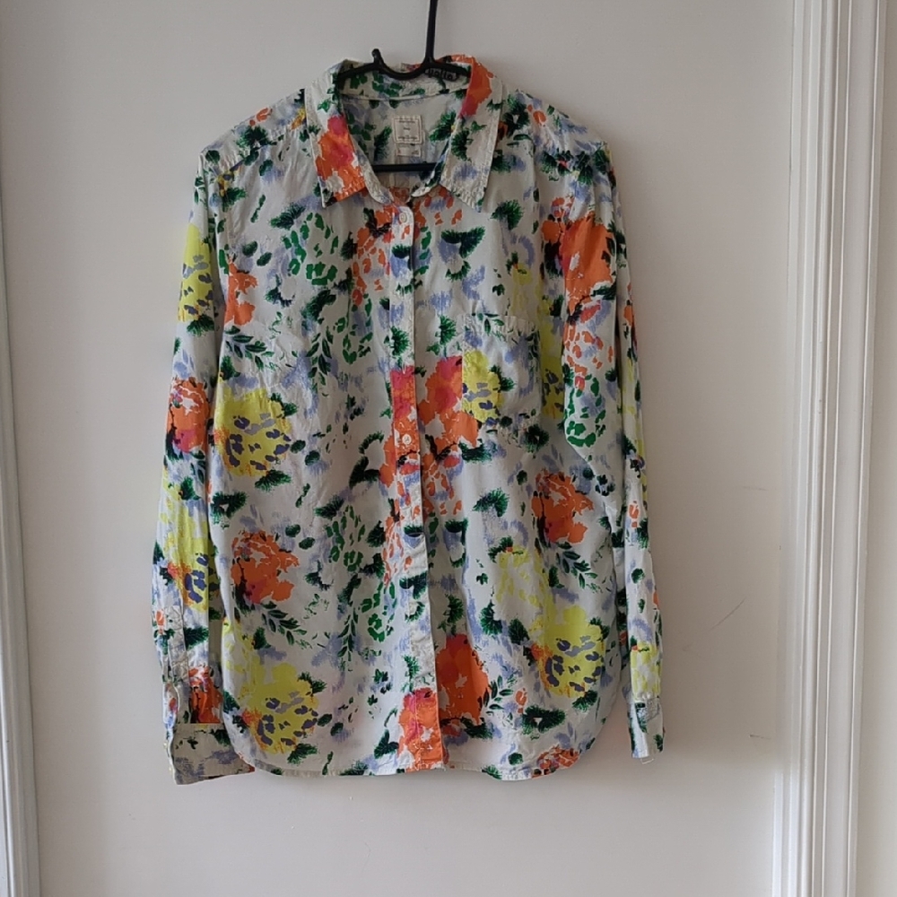 GAP Button Up Shirt with Printed Pattern